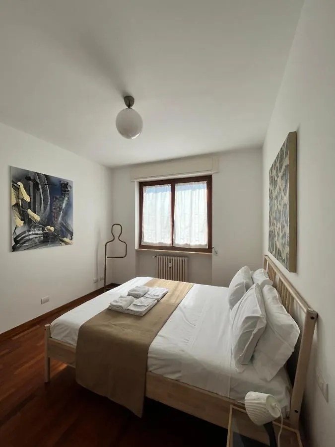 Green Guest House Милан