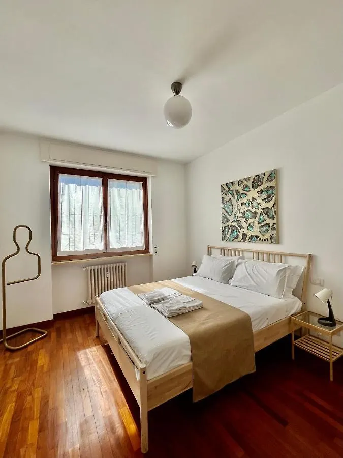 Green Guest House Милан Италия