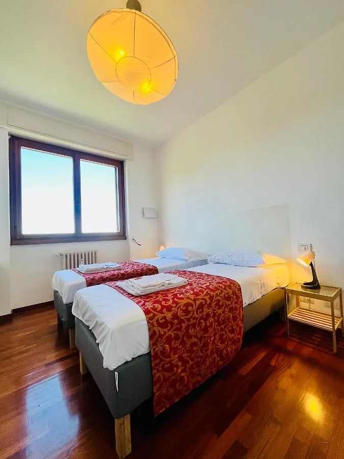 Green Guest House Милан Италия